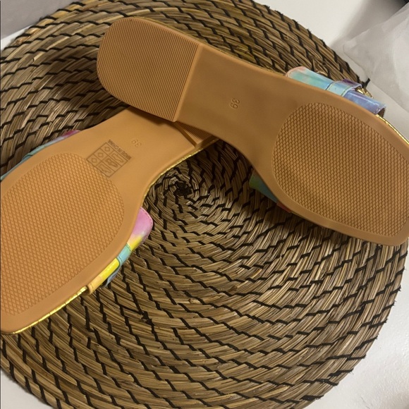 Colorful Chain Slide Sandals - Picture 4 of 5